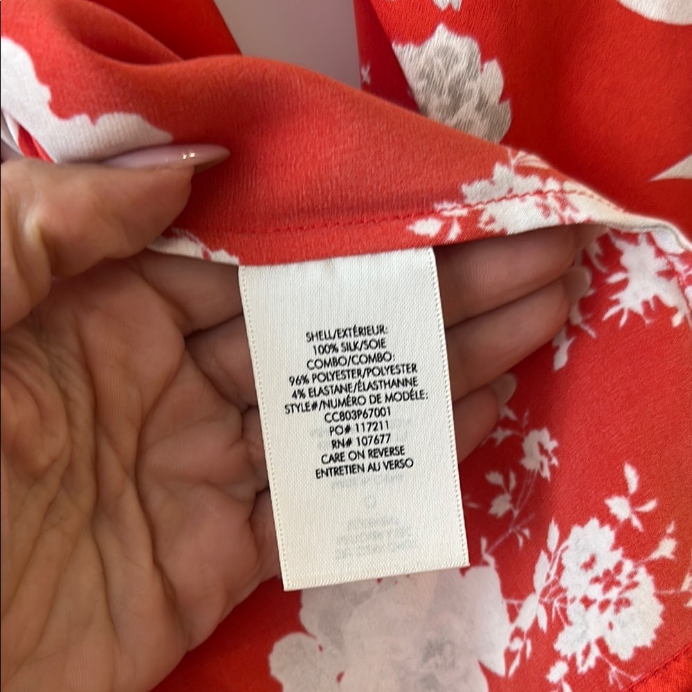 Alice + Olivia Red and White Floral Top - Picture 6 of 6